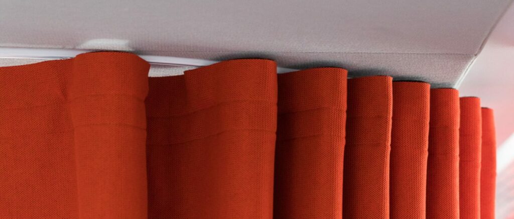 Mavotrans_geluidsabsortpie_Texaa_gordijnen