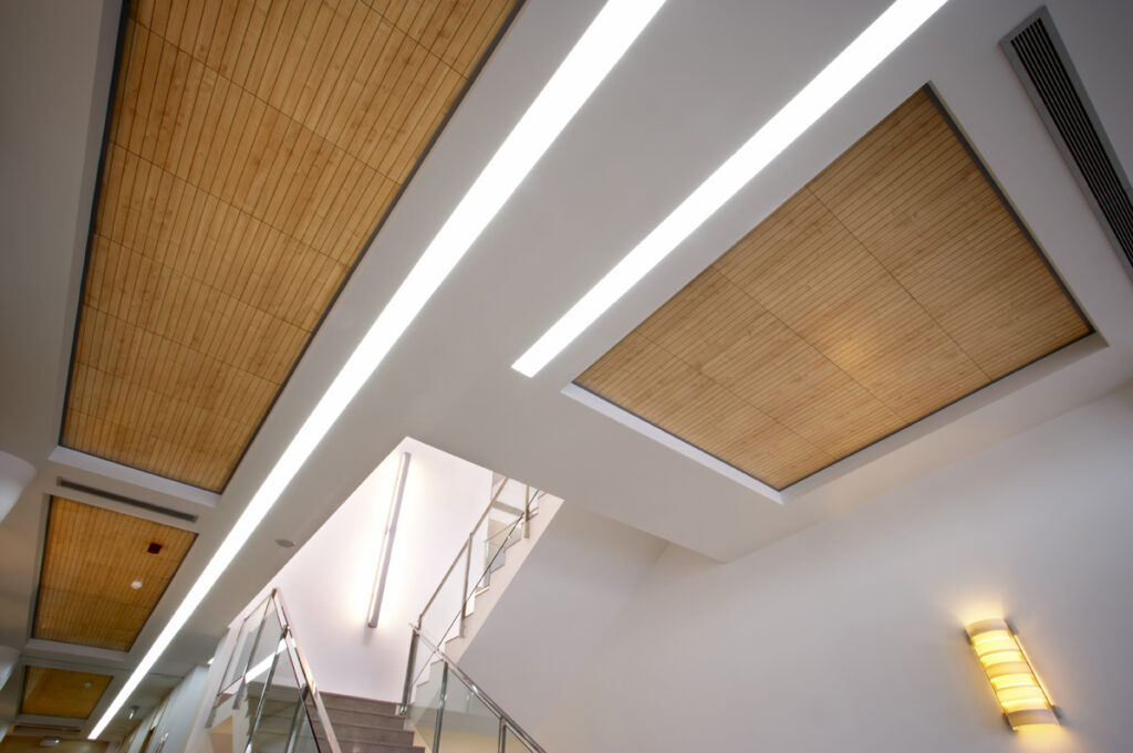 Mavotrans_geluidsabsorptie_Ideatec_plafond-kleedkamer-02