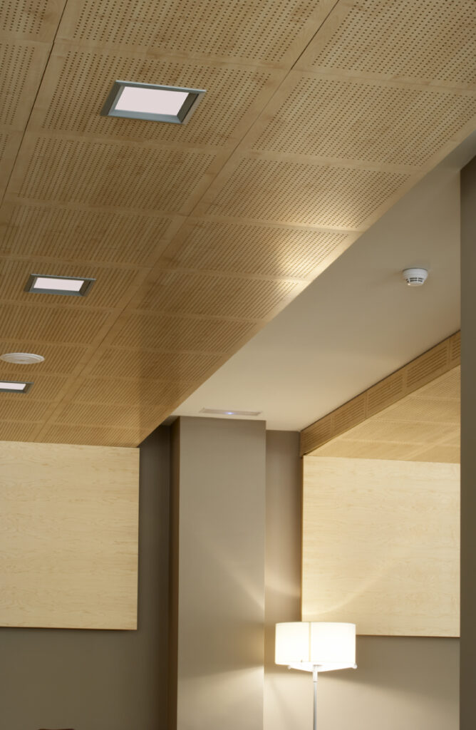 Mavotrans_Geluidsabsorptie_Ideaperfo_bedrijfskantine-04