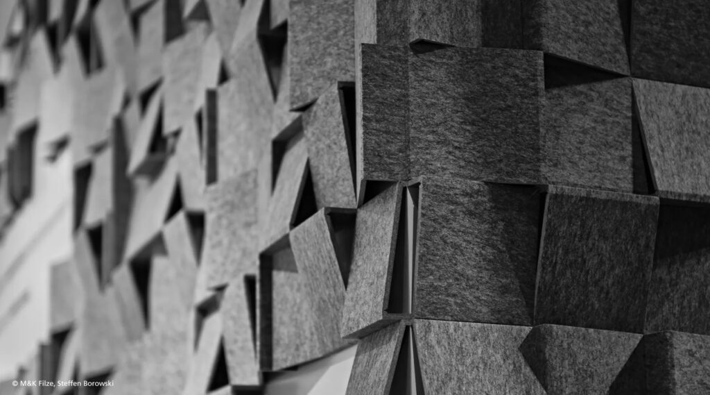 Mavo-dBound-Vilt_MK-Filze_Muzeum_humboldt-forum-berlin-foto-steffen-borowski-03