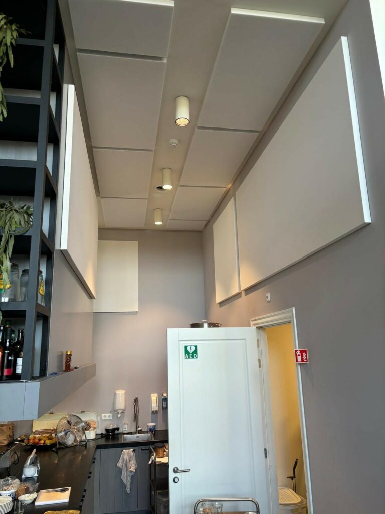 Mavotrans geluidsabsorptie_ Mavopreen plano polar bij woonzorg ouderenzorg-09