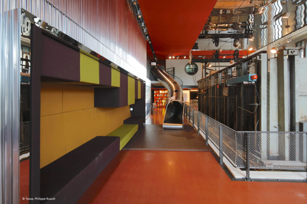 Mavotrans_Geluidsabsorptie_Texaa_Vibrasto_plafond_bibliotheek_mediatheque-Brest_01