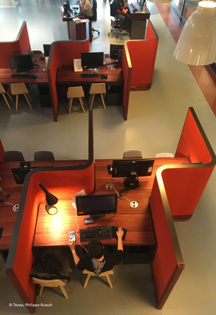 Mavotrans_Geluidsabsorptie_Texaa_Vibrasto_plafond_bibliotheek_mediatheque-Brest_06