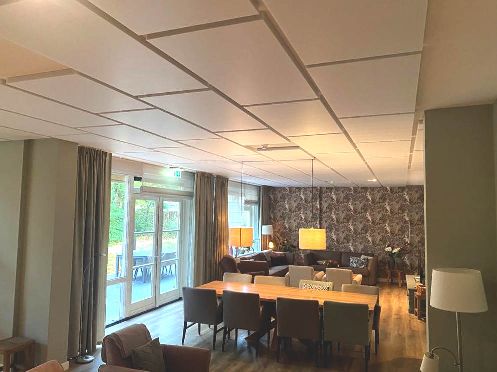 Mavotrans geluidsabsorptie_ Mavopreen plano polar bij woonzorg ouderen-01