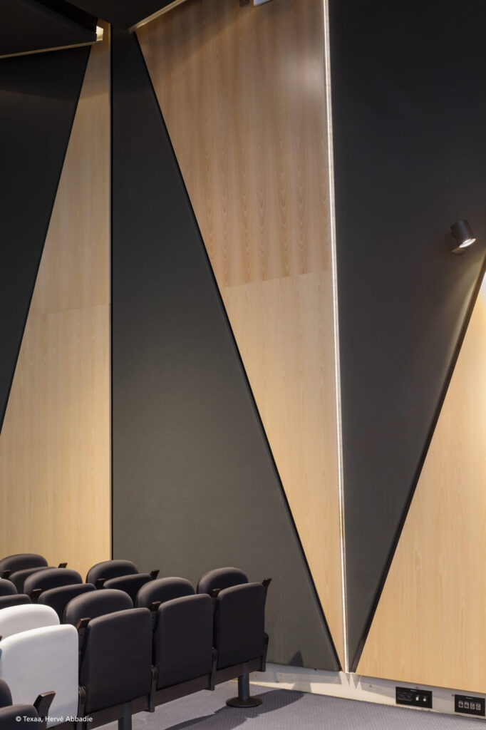 Mavotrans_geluidsabsorptie_Texaa-stereo_congreszaal-amphitheatre_02