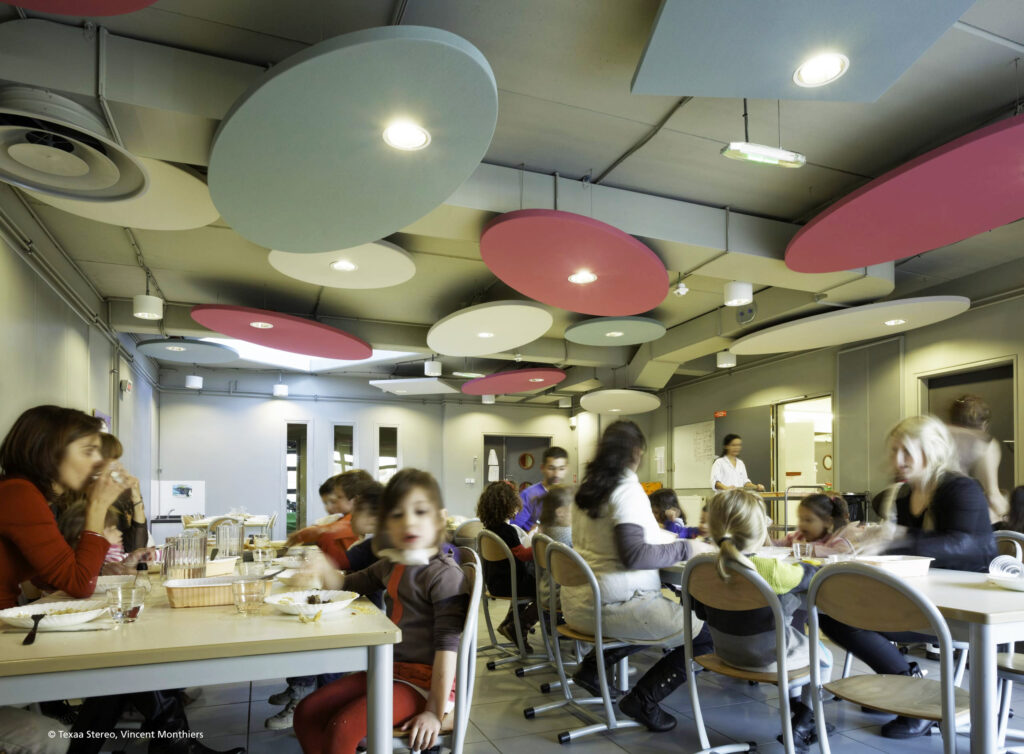 Mavotrans geluidsabsorptie_Texaa_Stereo_BSO_plafond_Scolaire-ponts-jumeaux-toulouse_02