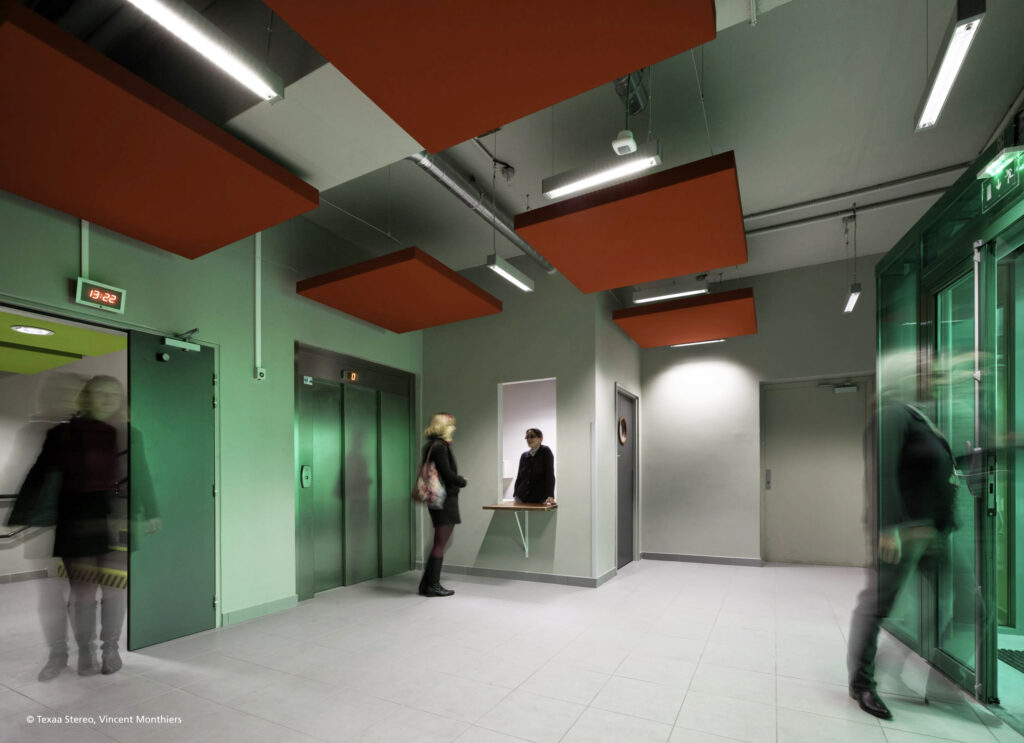 Mavotrans geluidsabsorptie_Texaa_Stereo_BSO_plafond_Scolaire-ponts-jumeaux-toulouse_05