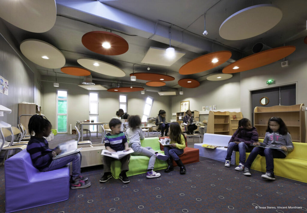 Mavotrans geluidsabsorptie_Texaa_Stereo_BSO_plafond_Scolaire-ponts-jumeaux-toulouse_08