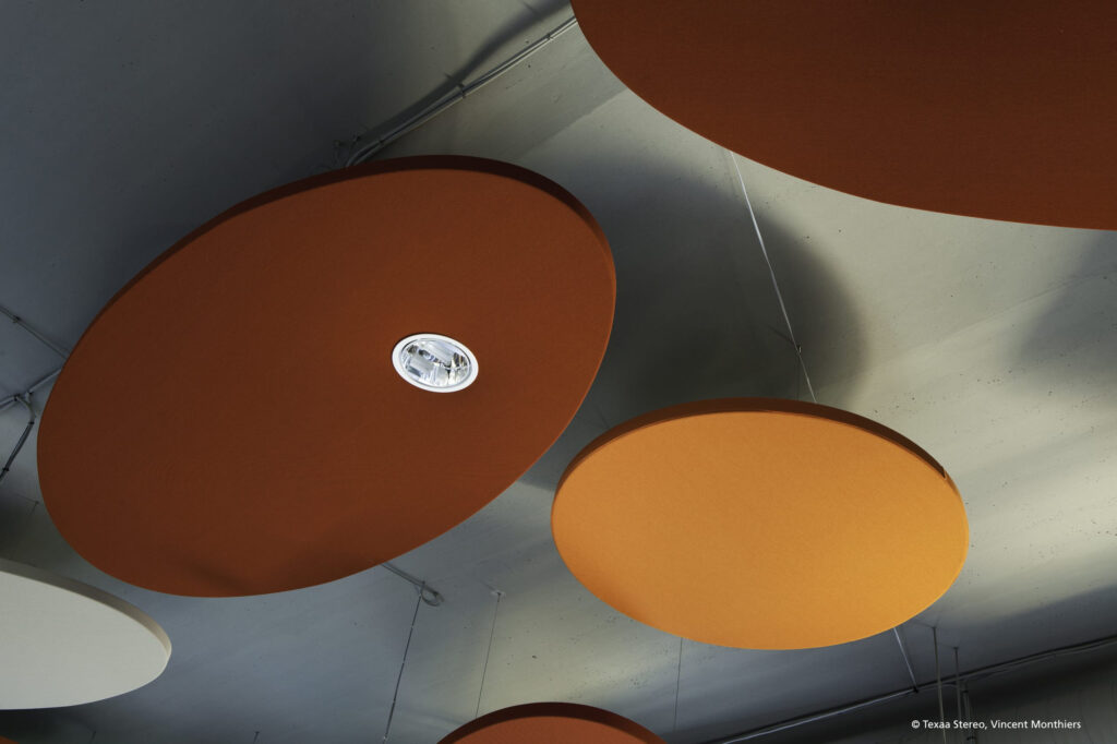 Mavotrans geluidsabsorptie_Texaa_Stereo_BSO_plafond_Scolaire-ponts-jumeaux-toulouse-10