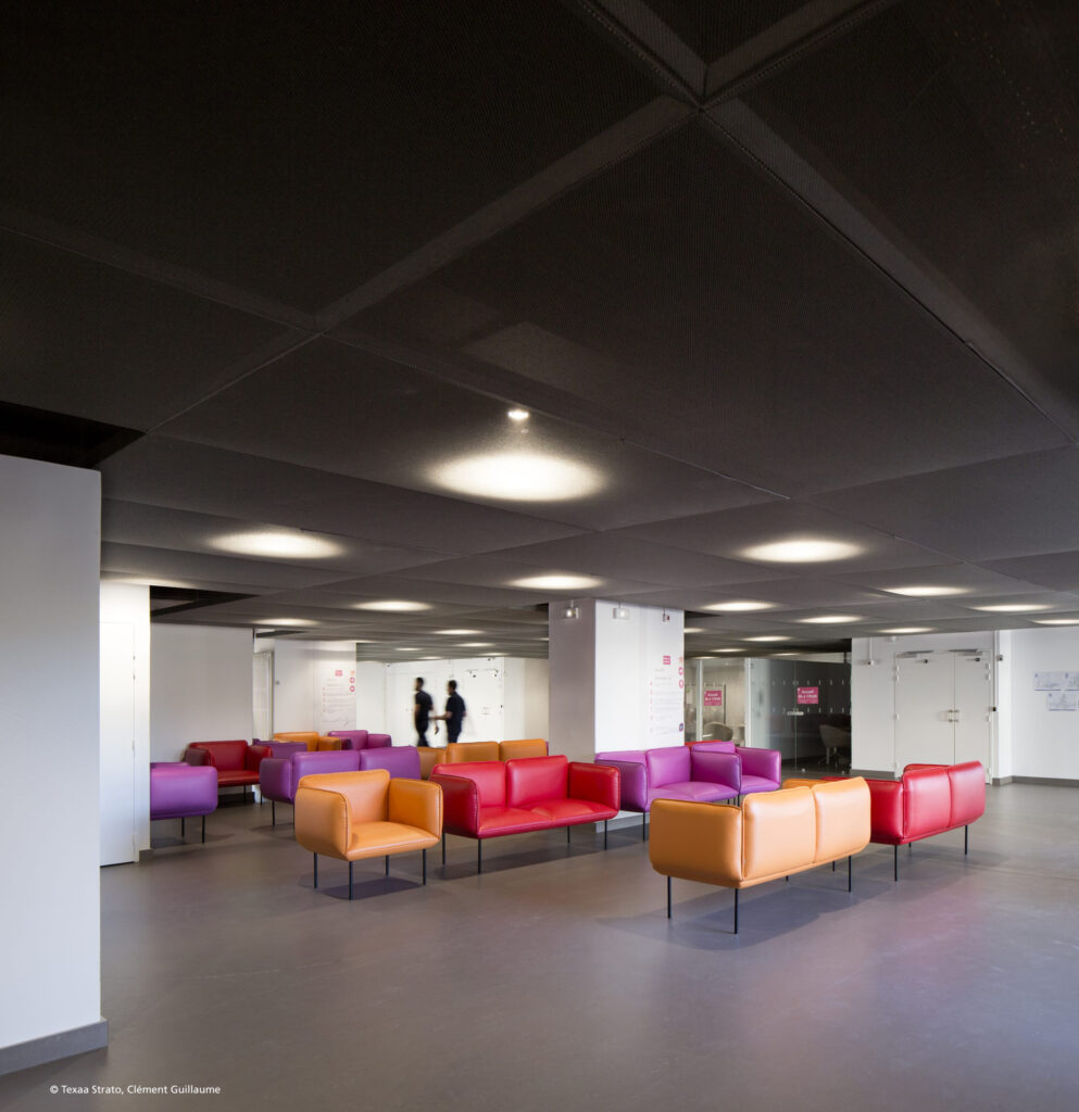 Mavotrans-Texaa_Strato_ziekenhuis_wachtkamer-01