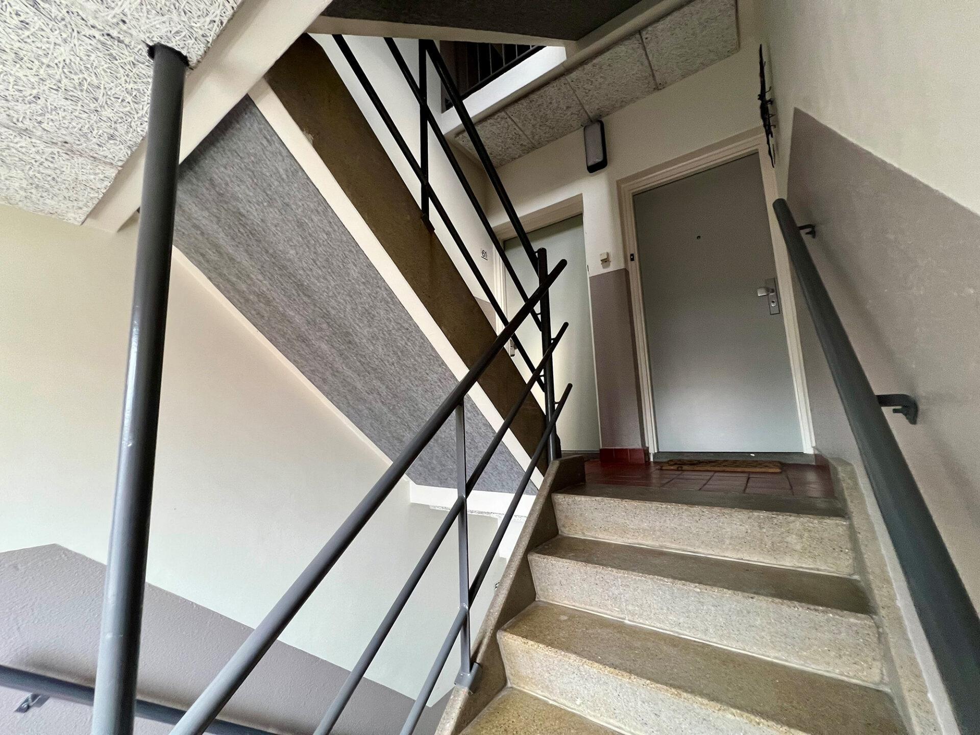 Mavotrans- REF-ruimteakoestiek_Heembouw-IJmuiden-02 - Verbeterde akoestiek voor 42 trappenhuizen